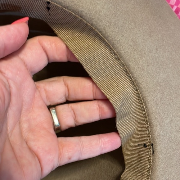 Women’s 100% wool laine wide brim hat western safari taupe with brown band NWOT
